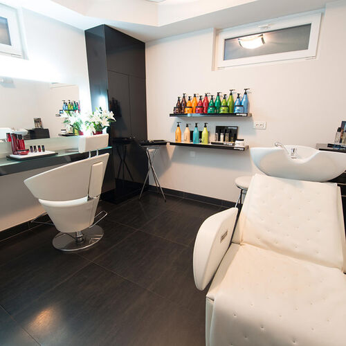 Cabine Shu Uemura Victoria Coiffure