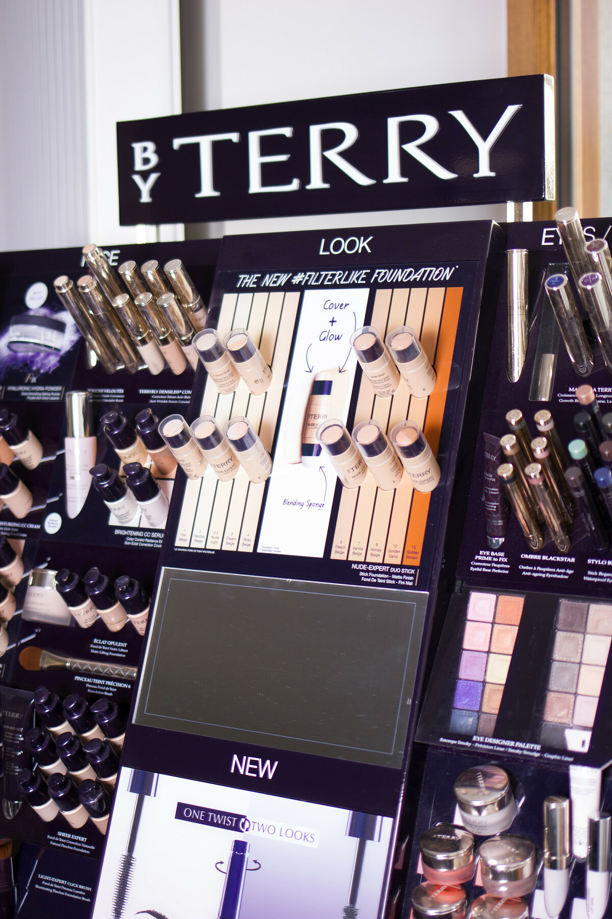 By TERRY Victoria Coiffure